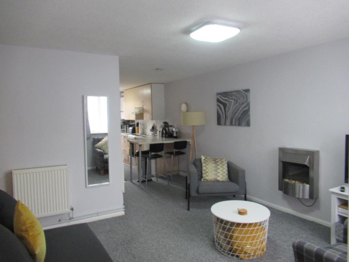 Bradley Stoke Self Contained Ground Floor Apartment Bristol Exterior photo
